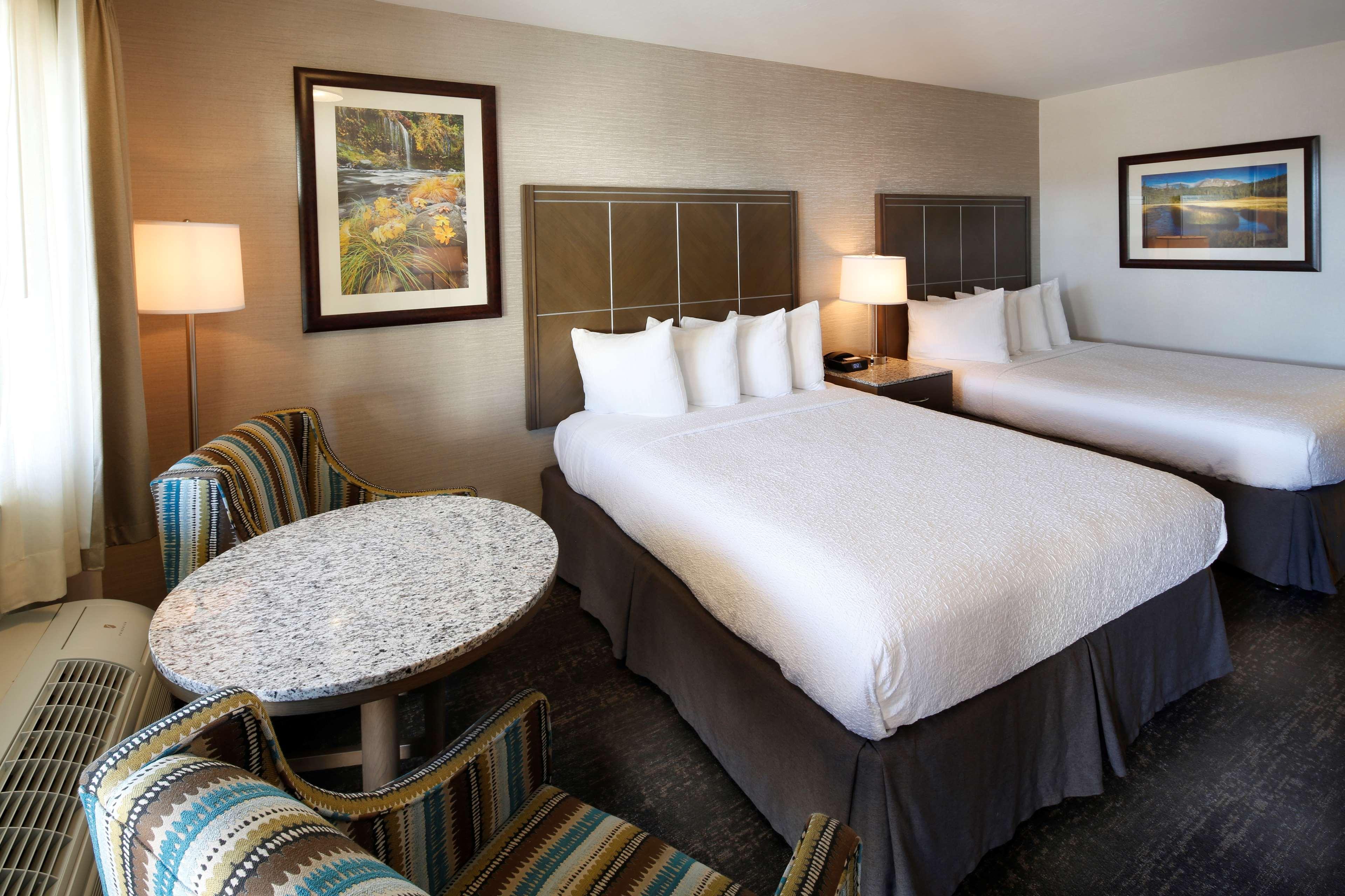 Best Western Plus Hilltop Inn Redding Esterno foto